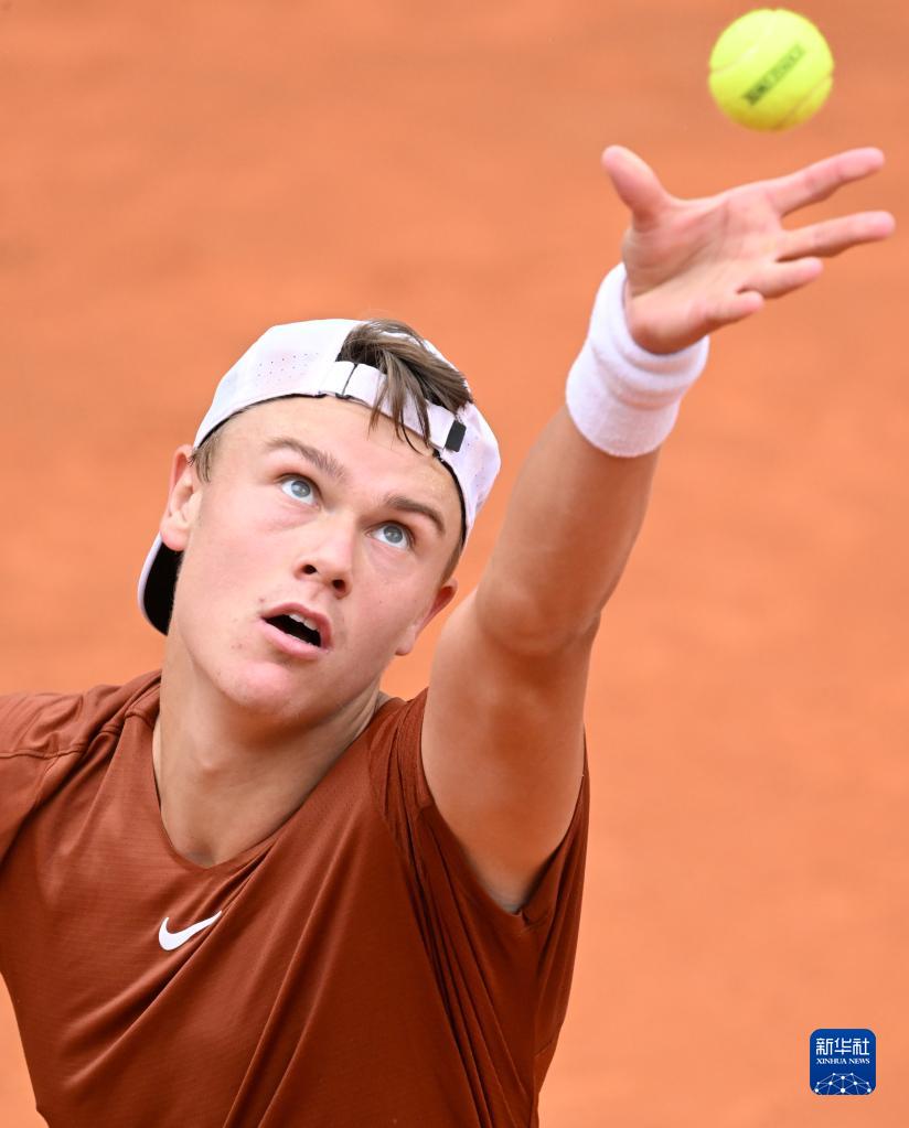 但通过积极 但通过积极